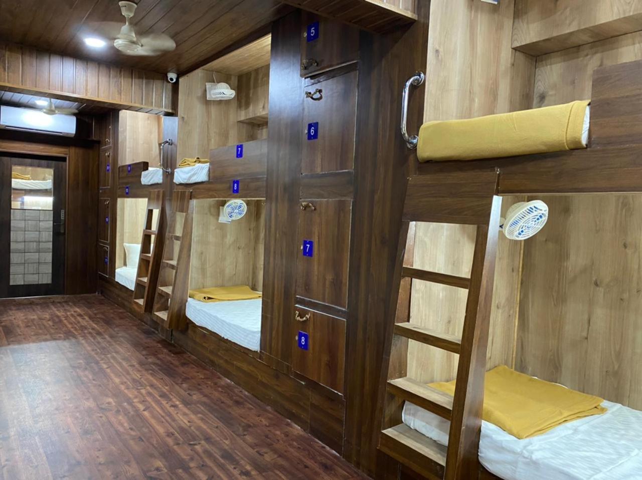 City Stay Deluxe Ac Dormitory مادغاون المظهر الخارجي الصورة