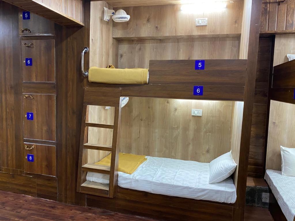 City Stay Deluxe Ac Dormitory مادغاون المظهر الخارجي الصورة